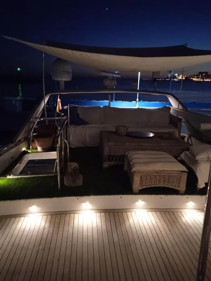 The Boathouse Apartment Malaga