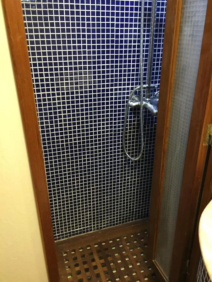Homestay The Boathouse Apartment Malaga