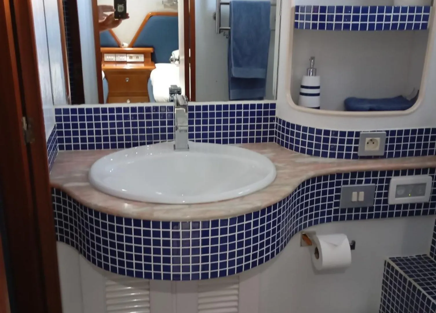 Homestay The Boathouse Apartment Malaga